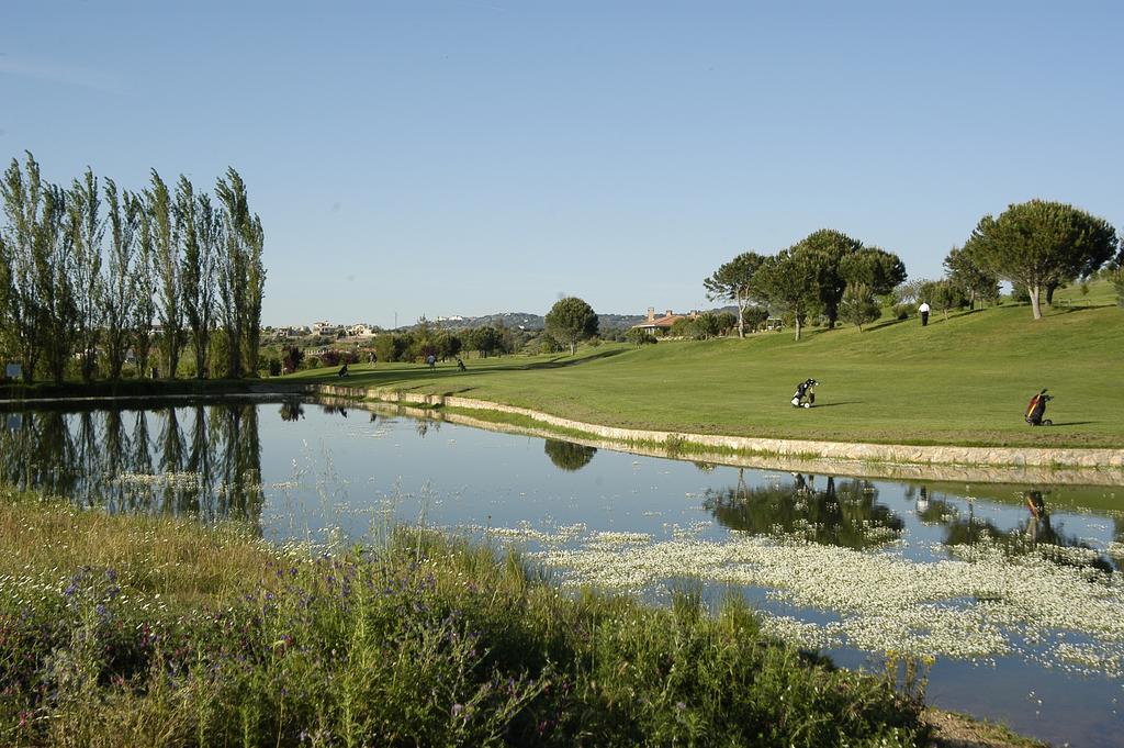 Bluecity Caceres Golf Facilidades foto
